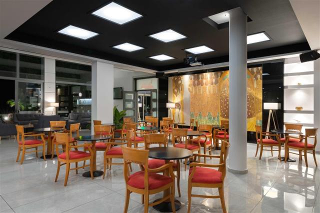 Hotel Virginia - lobby bar - letecký zájazd CK  - Rodos, Kallit