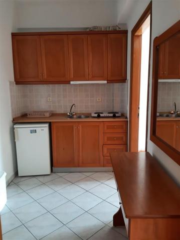 Apartmánový dom Stelios - interiér izby - zájazd autobusovou a 