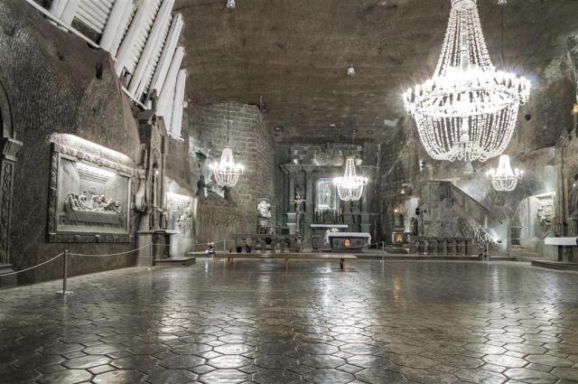 CK , autobusový poznávací zájazd, Predvianočný Krakow a Wielicz