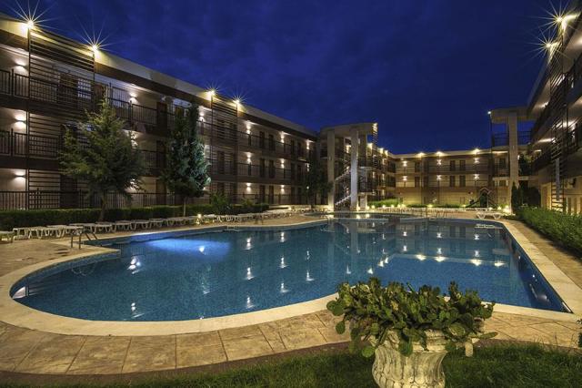 Imperial Resort - hotel - letecký a autobusový zájazd CK  - Bul
