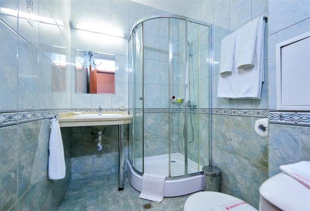 Hotel Karolina - izba - letecký a autobusový zájazd CK  - Bulha