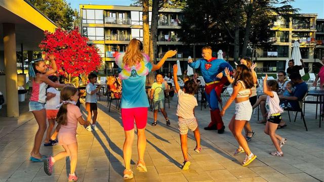 Queen Nelly Park - animácie - letecky a autokarový zájazd s CK 