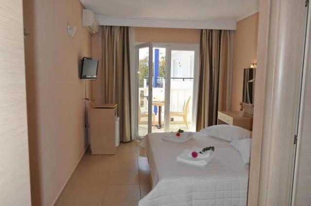 Hotel Antonios - izba- letecký a autobusový zájazd CK  - Grécko