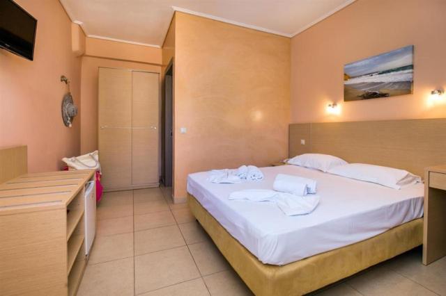 Hotel Antonios - izba- letecký a autobusový zájazd CK  - Grécko