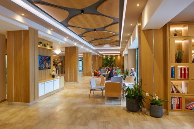 Hotel Diamond - lobby - letecký a autobusový zájazd CK  - Bulha