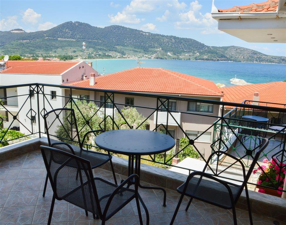 Apartmánový dom Vergina - výhľad - autobusový zájazd CK - Gréc