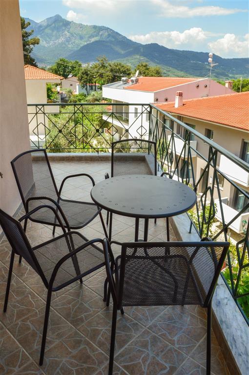 Apartmánový dom Vergina - výhľad - autobusový zájazd CK - Gréc