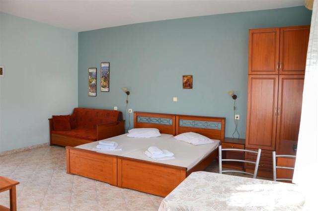 Apartmánový dom Vergina - izba - autobusový zájazd CK  -  Gréck