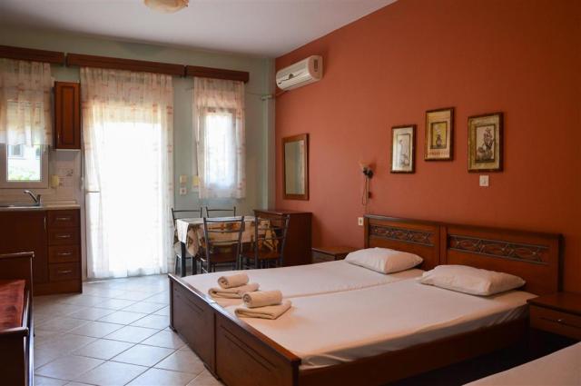 Apartmánový dom Vergina - izba - autobusový zájazd CK  -  Gréck