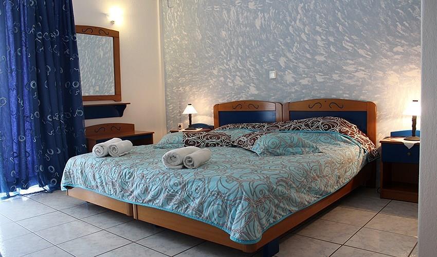 Apartmánový dom Ilion - izba - autobusový zájazd CK - Grécko,