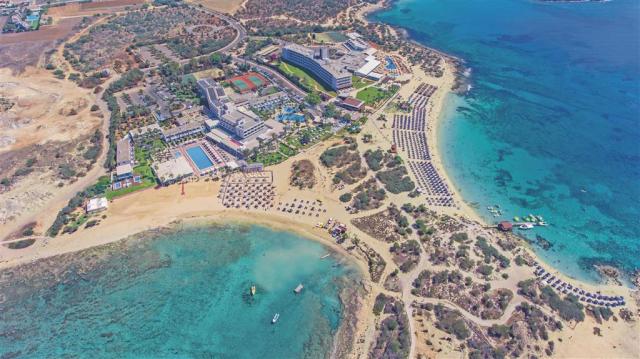 Dome Beach – letecký zaber– letecký zájazd CK  – Cyprus, Aya Na