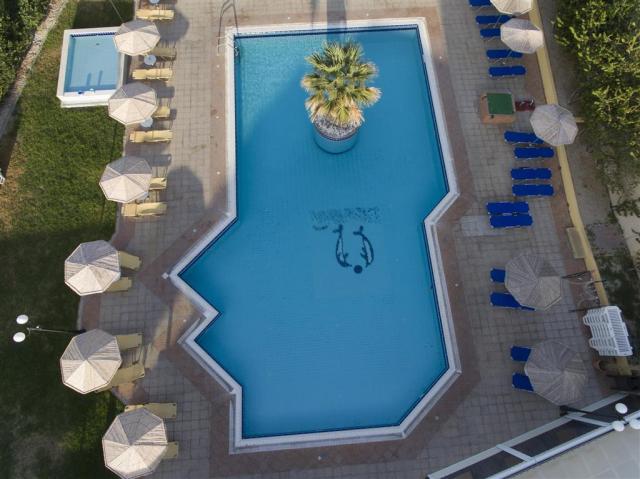 Hotel Diagoras - bazén - letecký zájazd CK  - Faliraki, Rodos