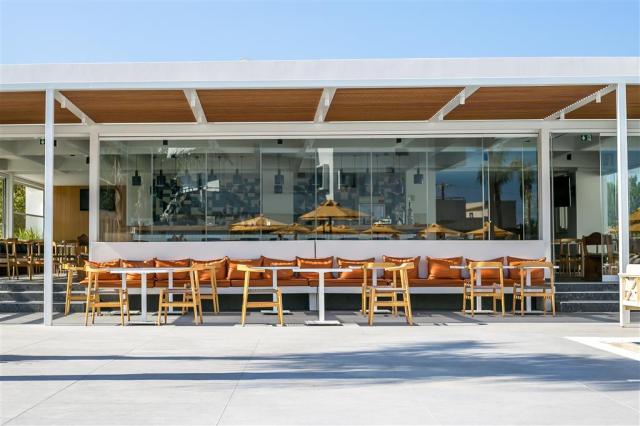 Hotel Orion - bar - letecký zájazd CK  (Rodos, Faliraki)