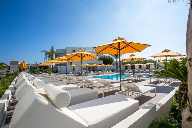 Hotel Orion - okolo bazéna - letecký zájazd CK  (Rodos, Falirak