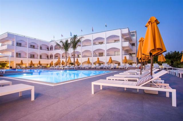 Hotel Orion - bazén - letecký zájazd CK  (Rodos, Faliraki)