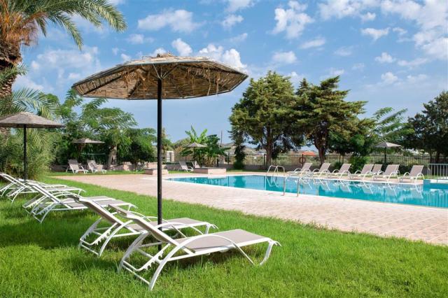 Hotel Rose - bazén - letecký zájazd CK  - Kallithea, Rodos