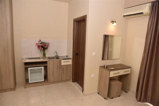 Hotel Rose - štúdio - letecký zájazd CK  - Kallithea, Rodos