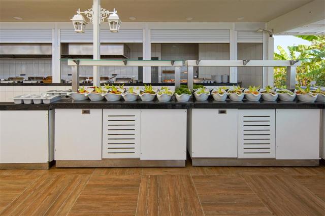 Diamond Premium Hotel & Spa - bufetové stoly - letecký zájazd C