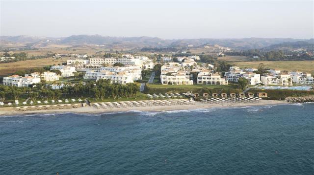 Neptune Luxury Resort