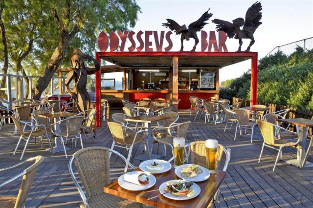 Neptune Luxury Resort - bar - letecky zájazd CK  - Mastichari, 