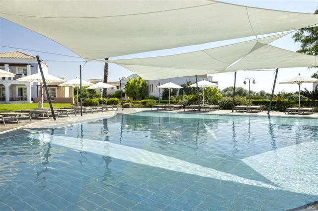 Neptune Luxury Resort - bazén - letecky zájazd CK  - Mastichari