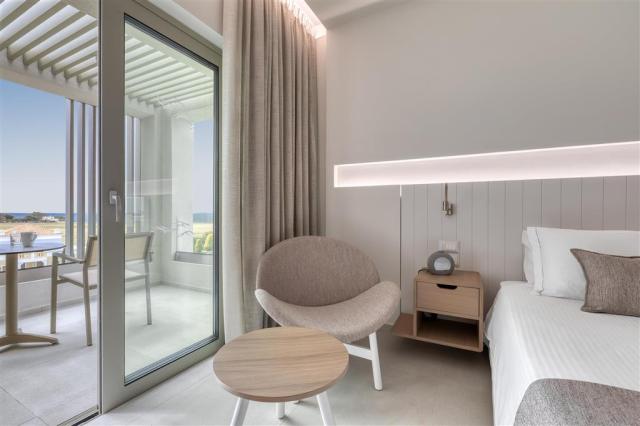 Neptune Luxury Resort - izba superior - letecky zájazd CK  - Ma