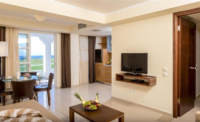 Neptune Luxury Resort - apartmán - etecky zájazd CK  - Masticha