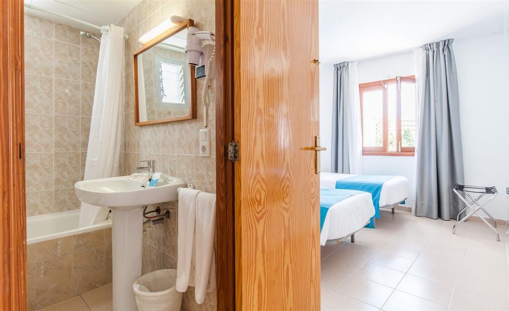 BlueSea Grand Playa - kúpeľňa apartmány - letecký zájazd od CK