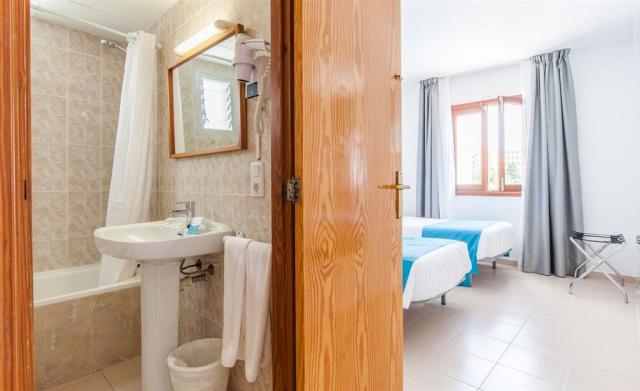 BlueSea Grand Playa - kúpeľňa apartmány - letecký zájazd od CK 