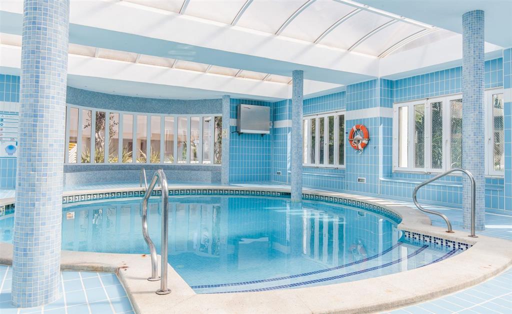hotel BlueSea Club Marthas - vnútorný bazén - letecký zájazd od