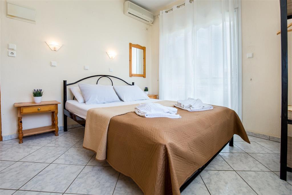 Apartmány Ianos - štúdio - autobusový zájazd CK - Grécko, Thas