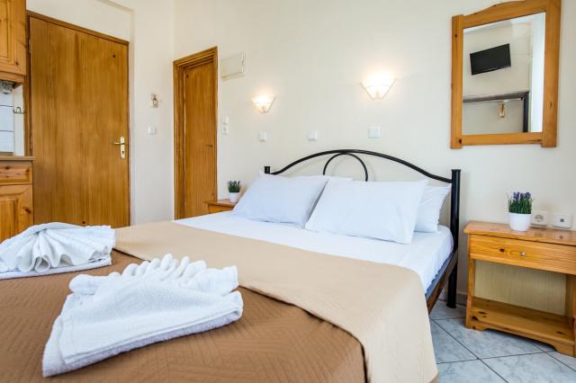 Apartmány Ianos - štvorlôžkový apartmán (2 spálne) - autobusový