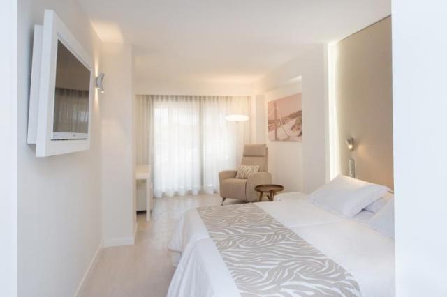 Iberostar Cala Millor - izba štandard - letecký zájazd CK  - Ma