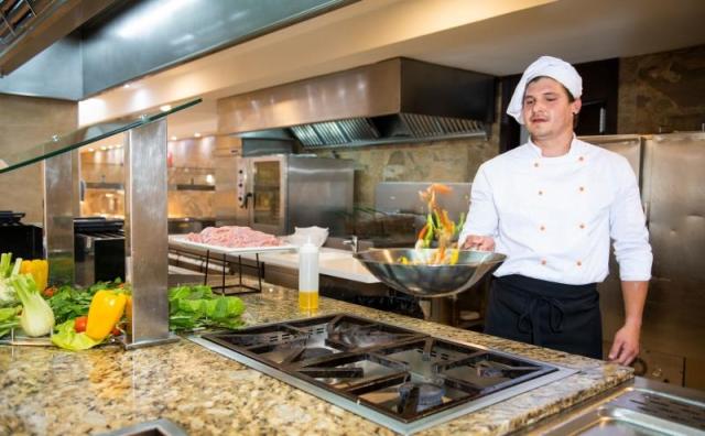 Hotel Condesa - showcooking - letecký zájazd CK  - Malorka, Alc