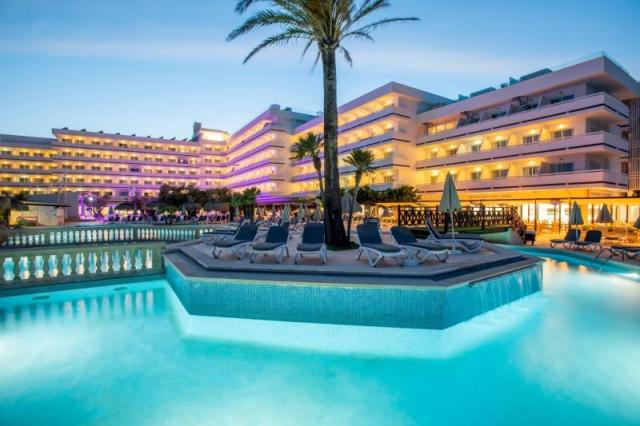 Hotel Condesa - bazén - letecký zájazd CK  - Malorka, Alcúdia