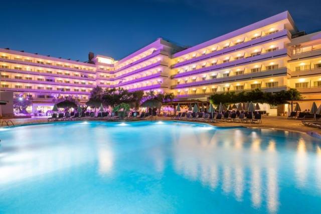 Hotel Condesa - bazén - letecký zájazd CK  - Malorka, Alcúdia