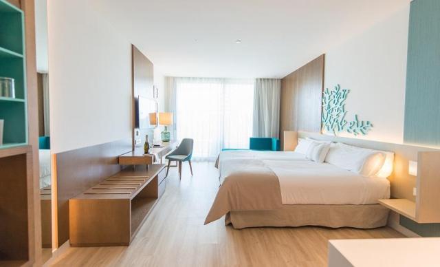 Iberostar Selection Llaut Palma - izba deluxe - letecký zájazd 