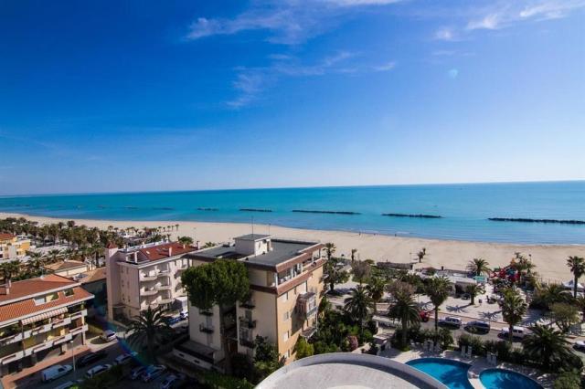 Apartmány Riviera - výhľad - zájazd vlastnou dopravou CK  - Tal
