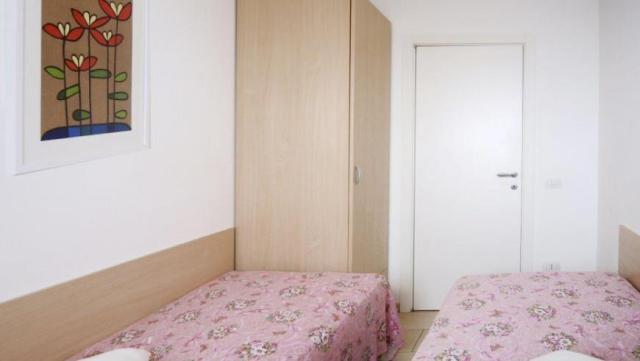 apartmány ZENIT priamo na pláži, zájazdy autobusovou a ind. dop