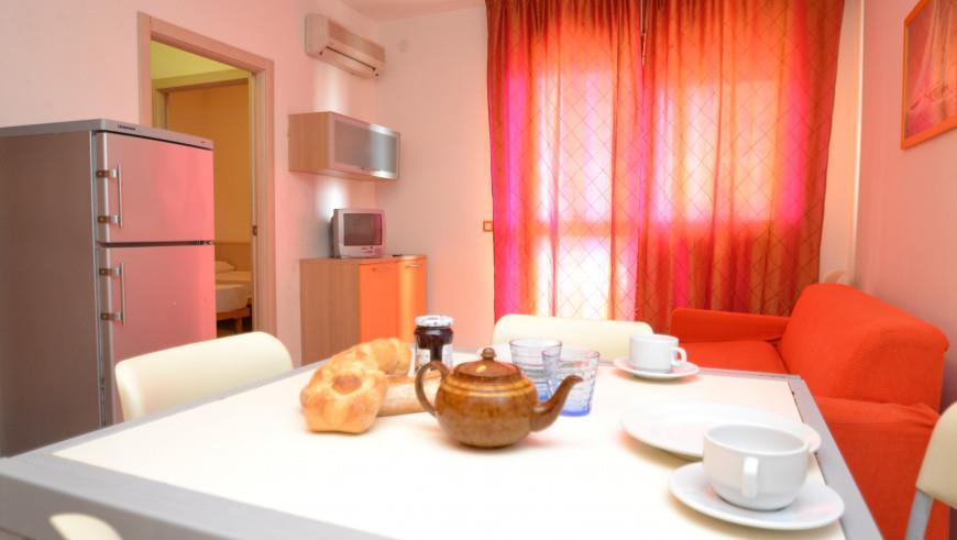 apartmány LION, zájazdy autobusovou a individuálnou dopravou CK