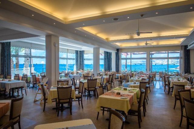 Cynthiana Beach Hotel - reštaurácia - letecký zájazd CK  - Cypr