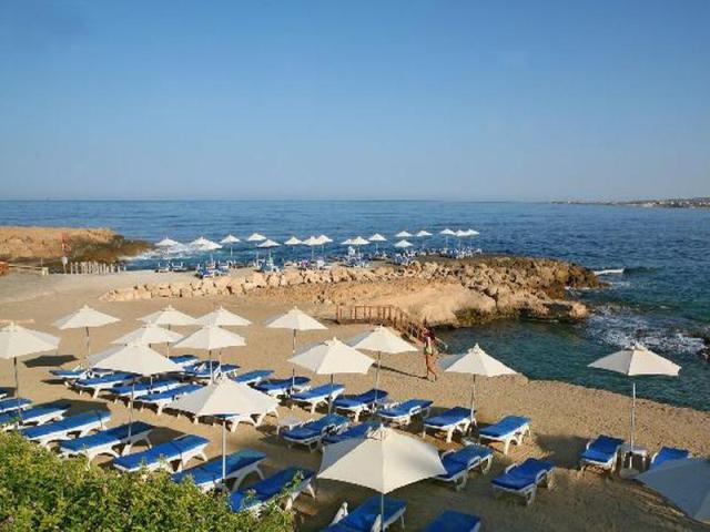 Cynthiana Beach Hotel - pláž - letecký zájazd CK  - Cyprus, Pap