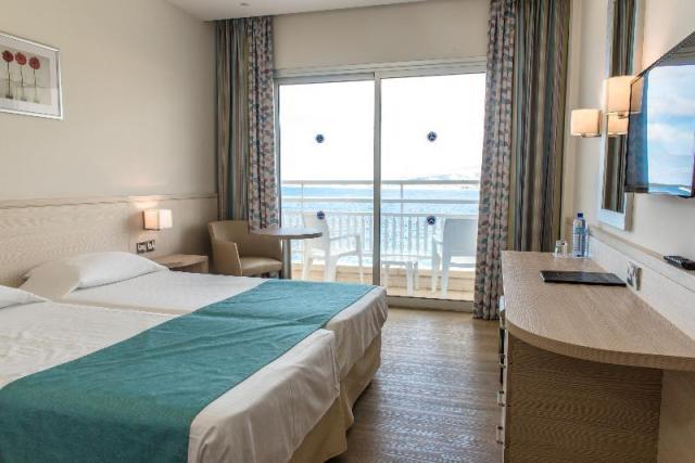 Cynthiana Beach Hotel - izba - letecký zájazd CK  - Cyprus, Pap