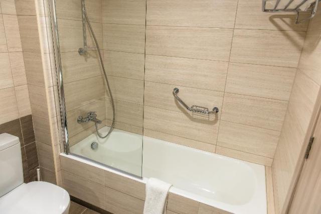 Cynthiana Beach Hotel - izba - letecký zájazd CK  - Cyprus, Pap