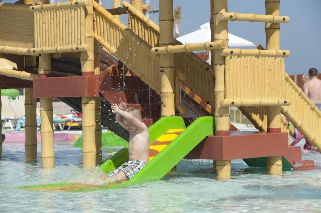 Louis Phaeton Beach - detský vodný park - letecký zájazd CK  - 