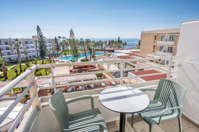 Louis Phaeton Beach - izba - letecký zájazd CK  - Cyprus, Papho