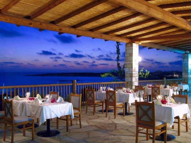 Coral Beach Hotel Resort - reštaurácia - letecký zájazd CK  - C