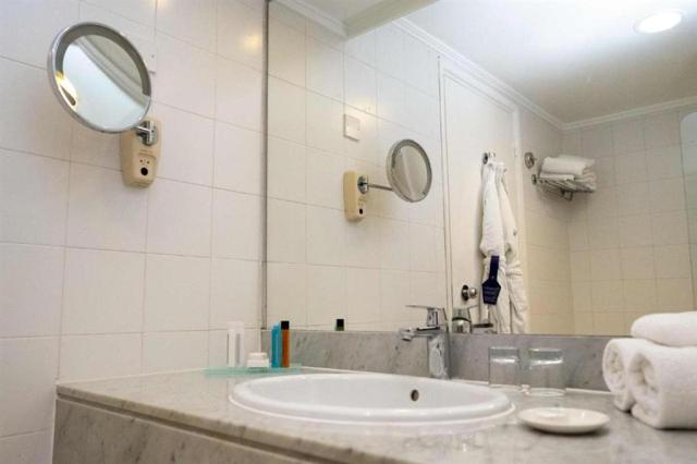 Coral Beach Hotel Resort - izba - letecký zájazd CK  - Cyprus, 