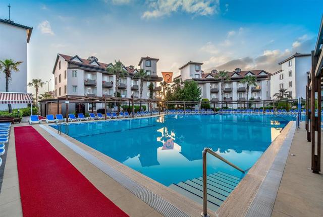 Orfeus Park Hotel - bazén - letecký zájazd CK  - Turecko, Colak