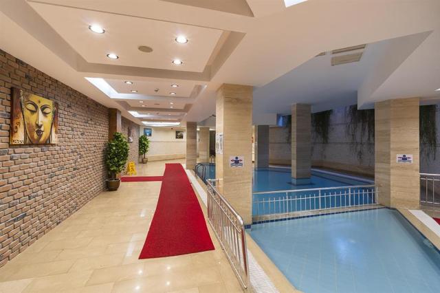 Orfeus Park Hotel - vnútorný bazén - letecký zájazd CK  - Turec
